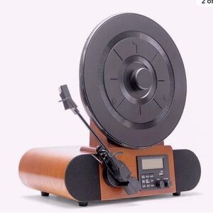 Fuse Verte Vertical Record Player